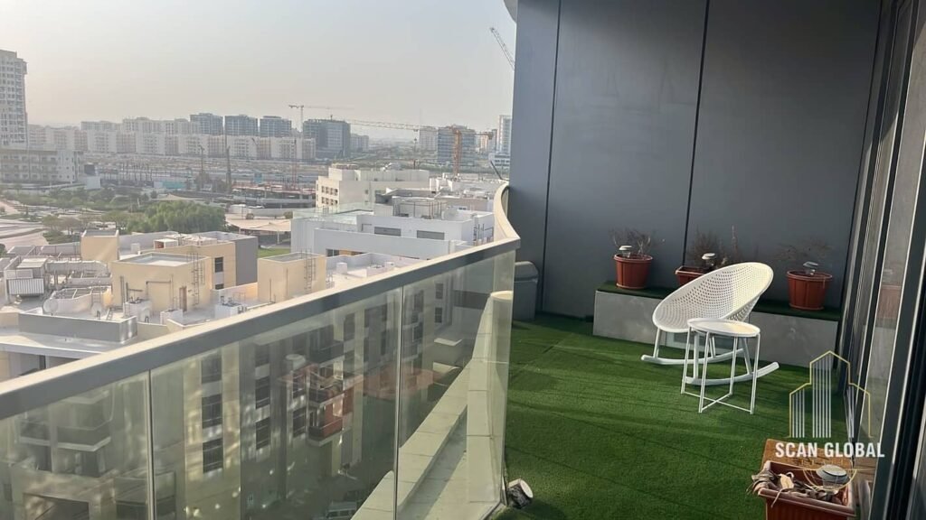 Elegant 1BR Apartment | Blue Waves Tower | Stunning Downtown Views